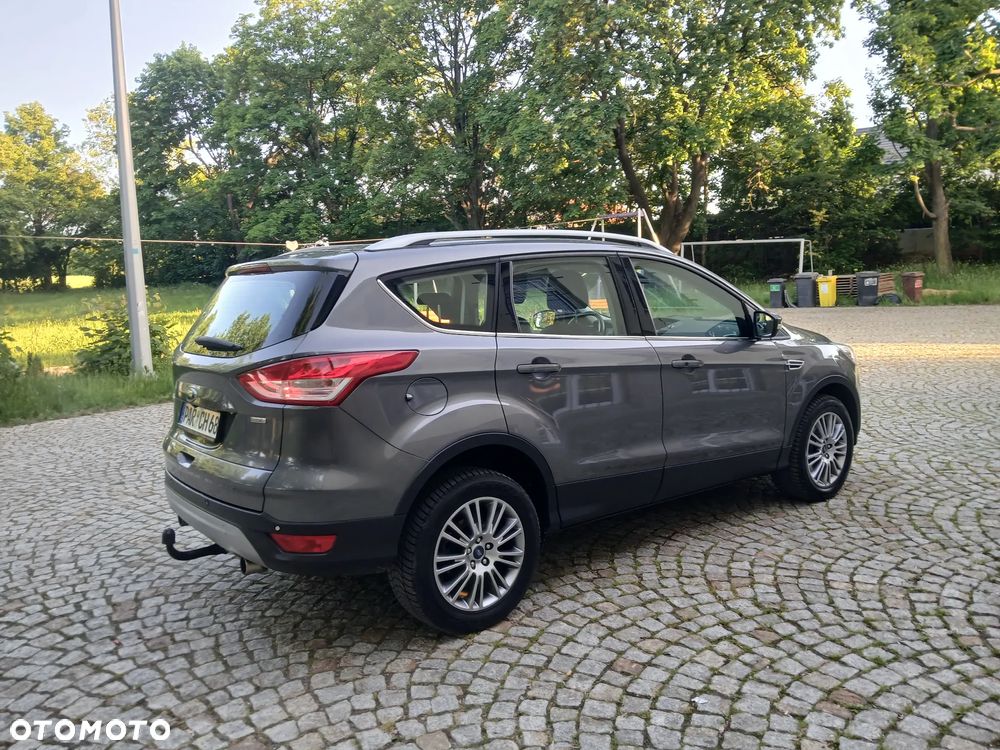Ford Kuga 2.0 TDCi 4x4 Titanium - 3