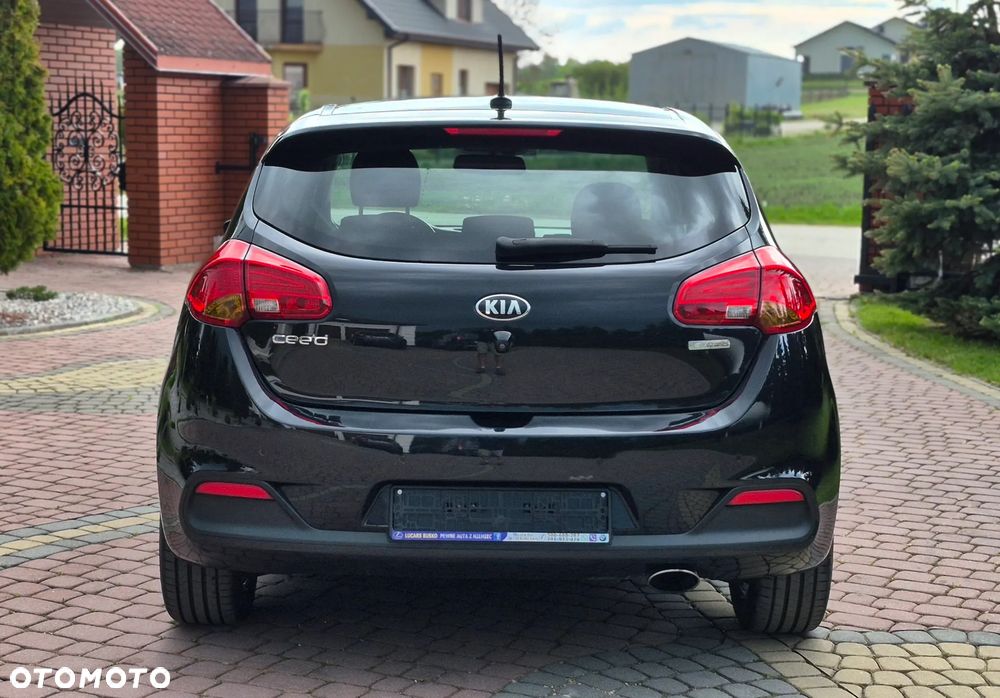 Kia Ceed 1.6 GDI Platinum Edition - 30