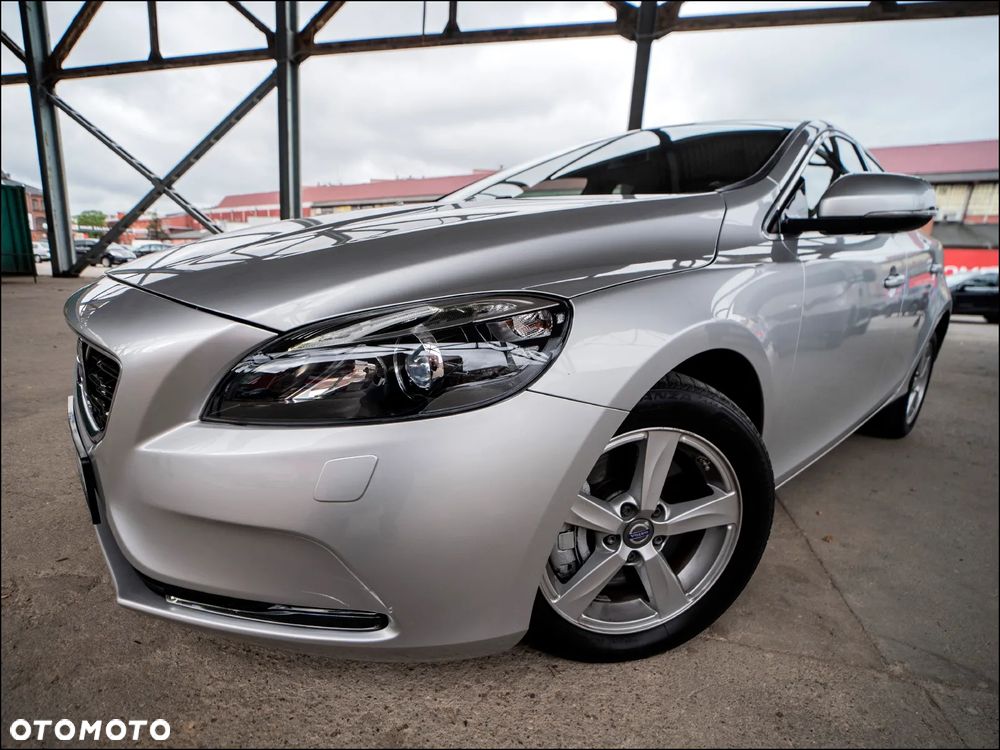 Volvo V40 - 4