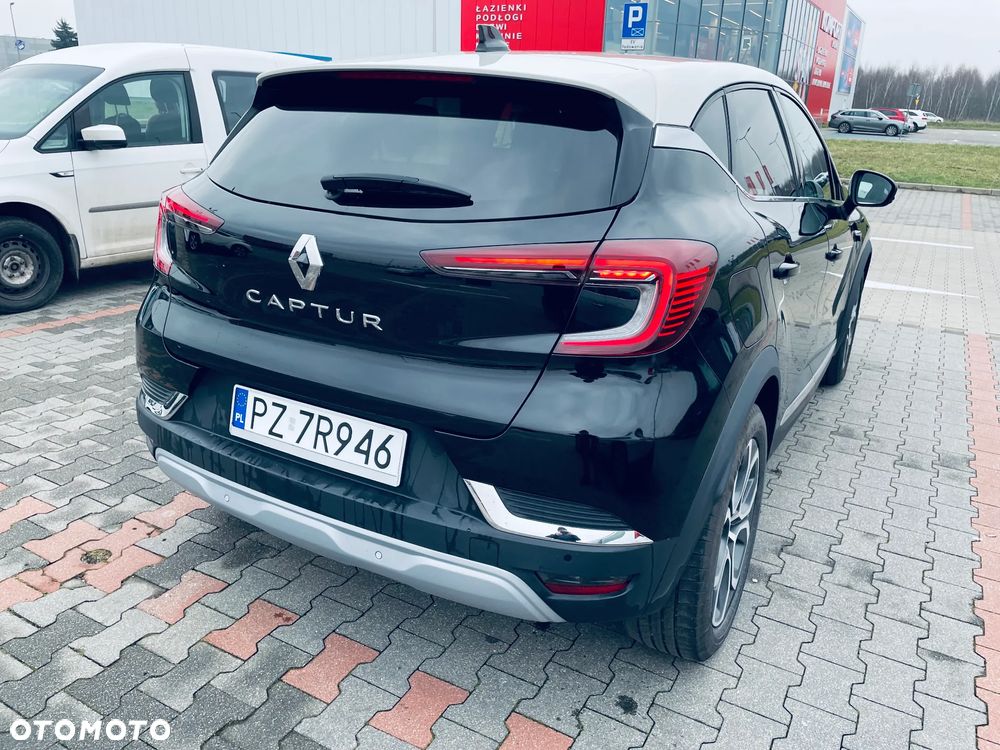 Renault Captur TCe Mild Hybrid 160 EDC TECHNO - 8