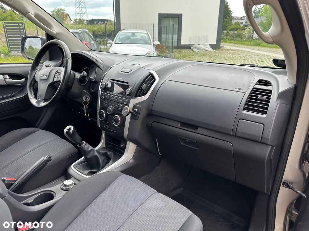 Isuzu D-Max 4x4 Double Cab Custom - 19