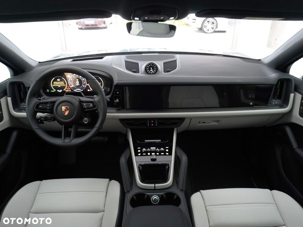 Porsche Cayenne Black Edition - 36