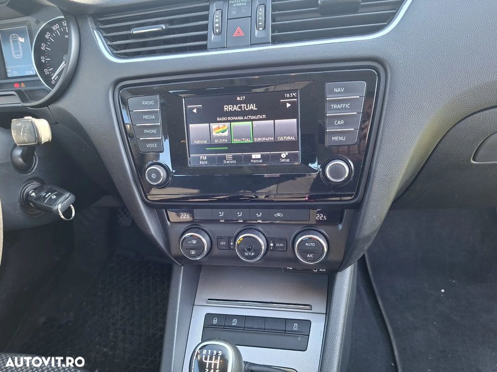 Skoda Octavia 1.6 TDI 4X4 AMBITION - 11