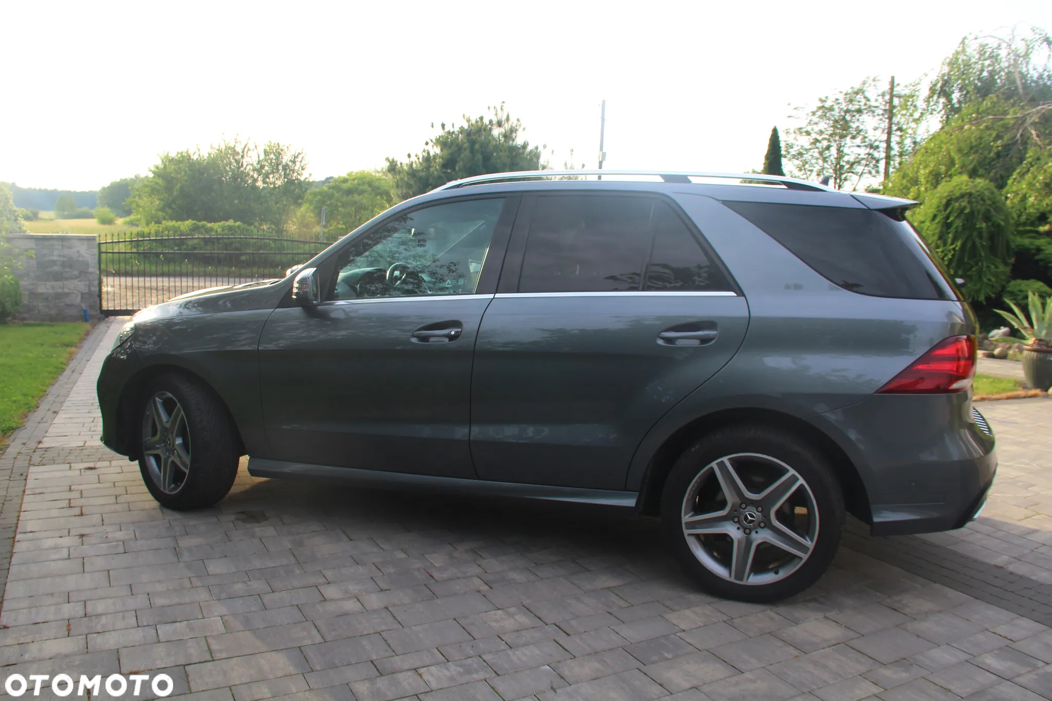 Mercedes-Benz GLE 350 d 4-Matic - 6