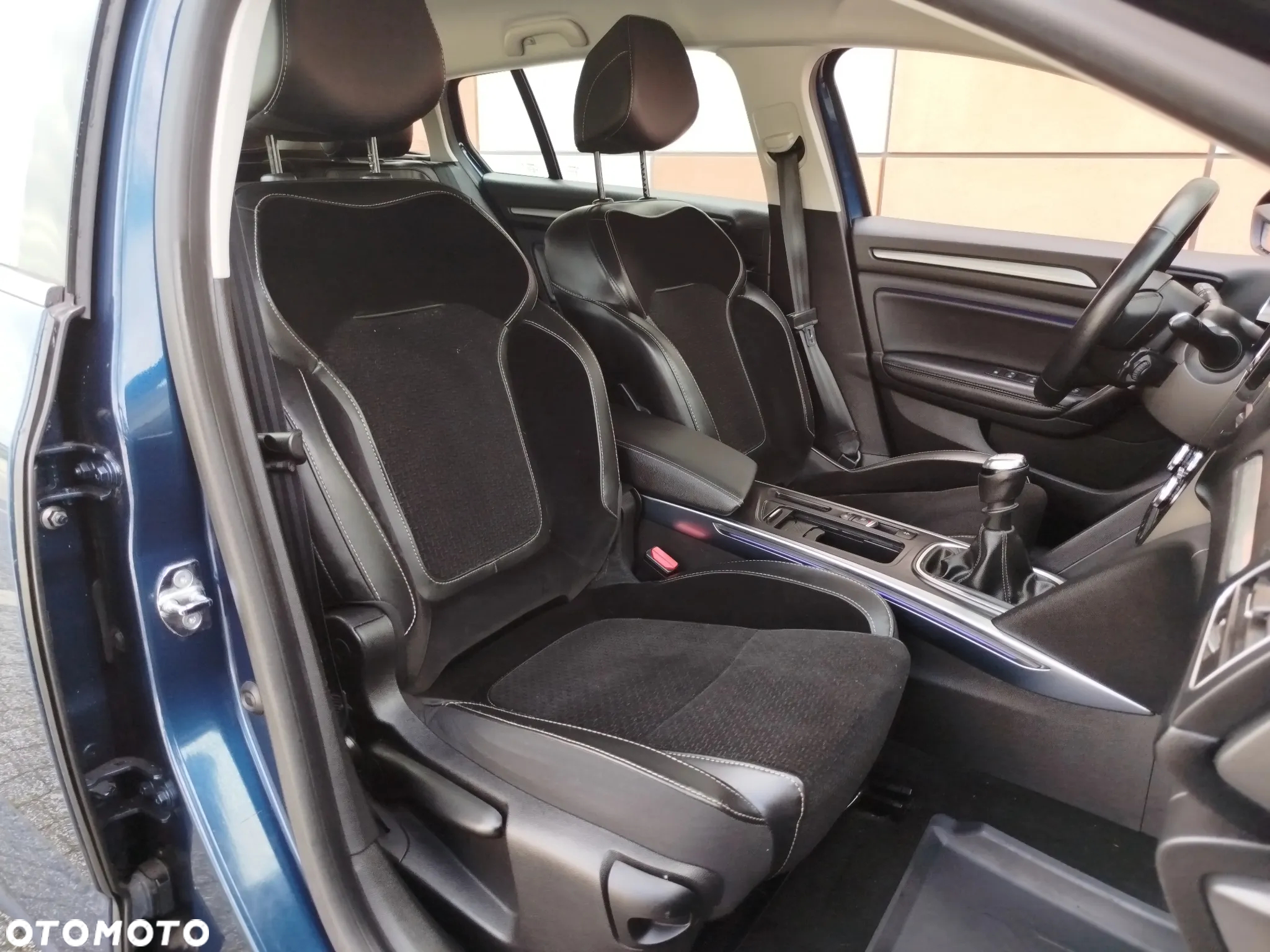 Renault Megane ENERGY TCe 130 BOSE EDITION - 11