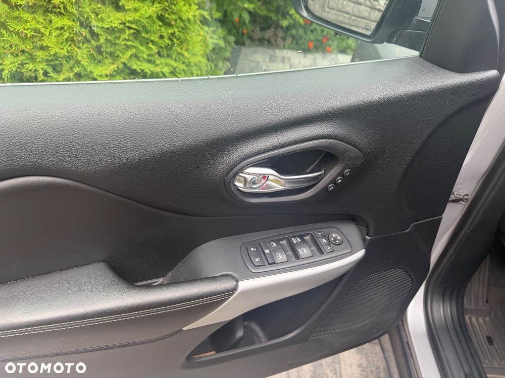 Jeep Cherokee 2.0 Multijet Limited - 16