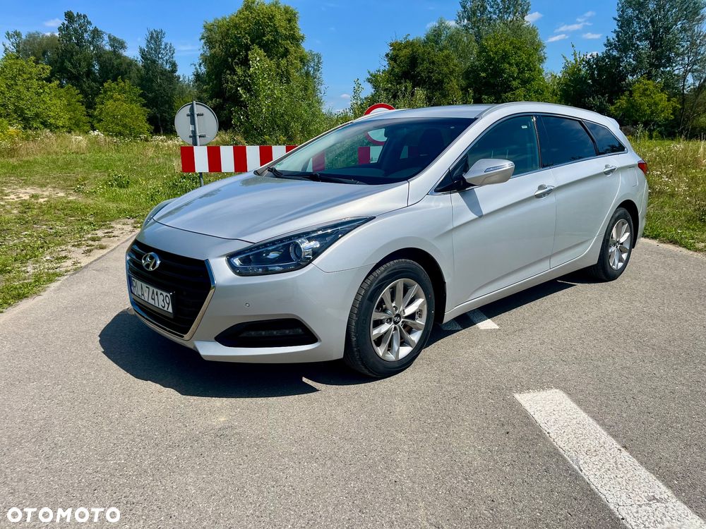 Hyundai i40 Kombi 1.7 CRDi Premium - 4