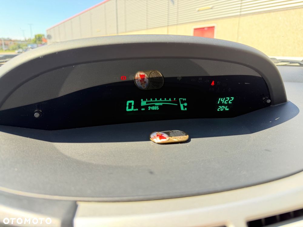 Toyota Yaris 1.3 Terra - 11