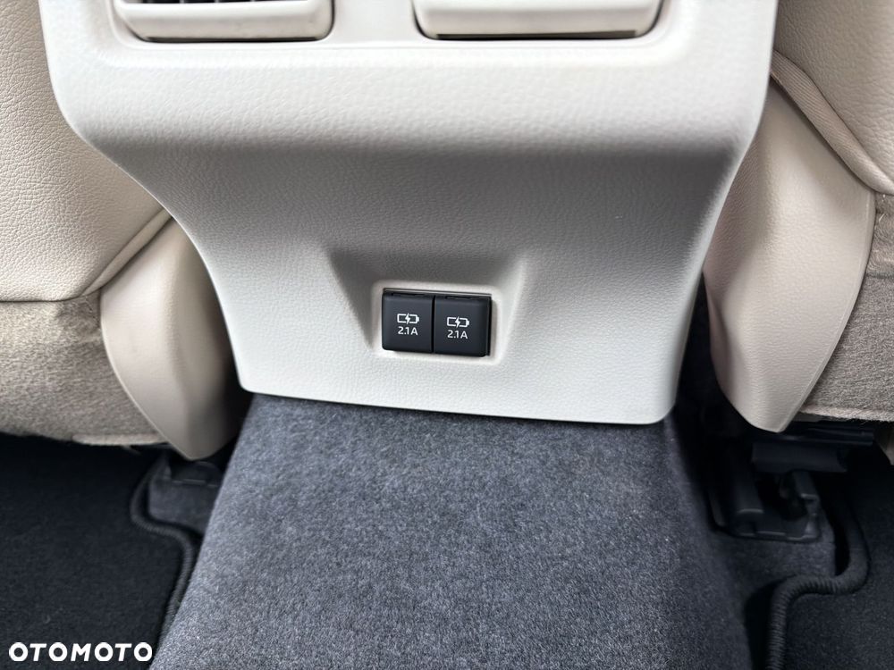 Toyota Camry 2.5 Hybrid Executive CVT - 14