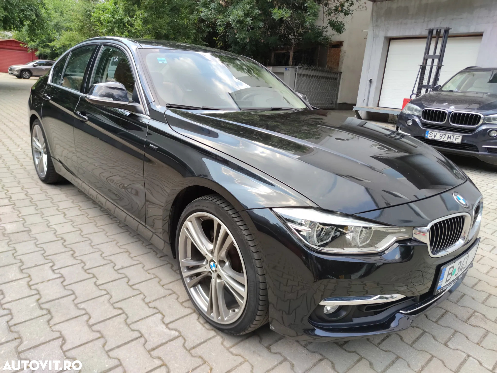 BMW Seria 3 330e iPerformance Luxury Line - 12