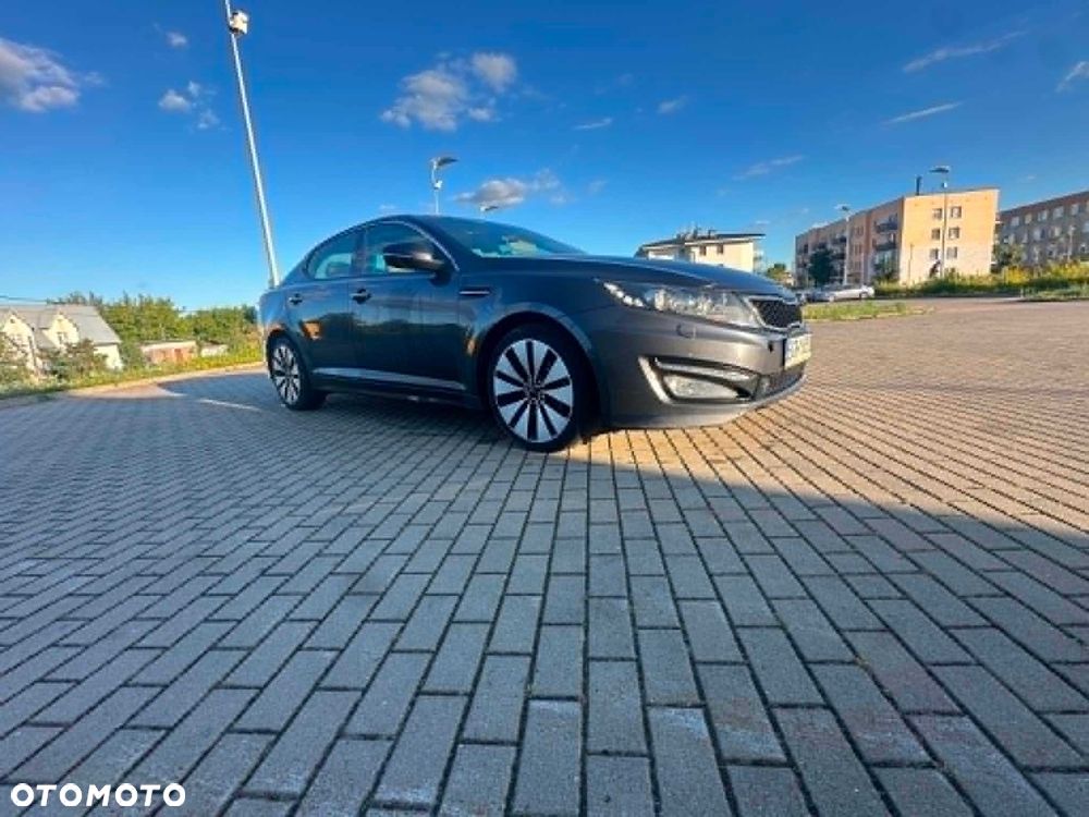 Kia Optima 2012 photo 2