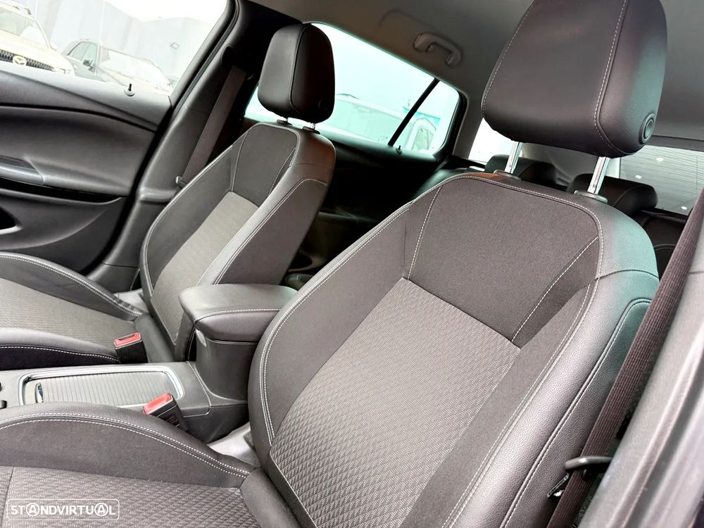 Opel Astra Sports Tourer 1.4 T Innovation Act.S/S - 23