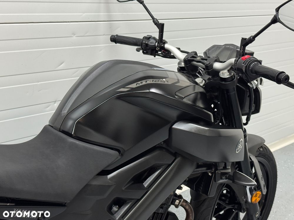 Yamaha MT - 6