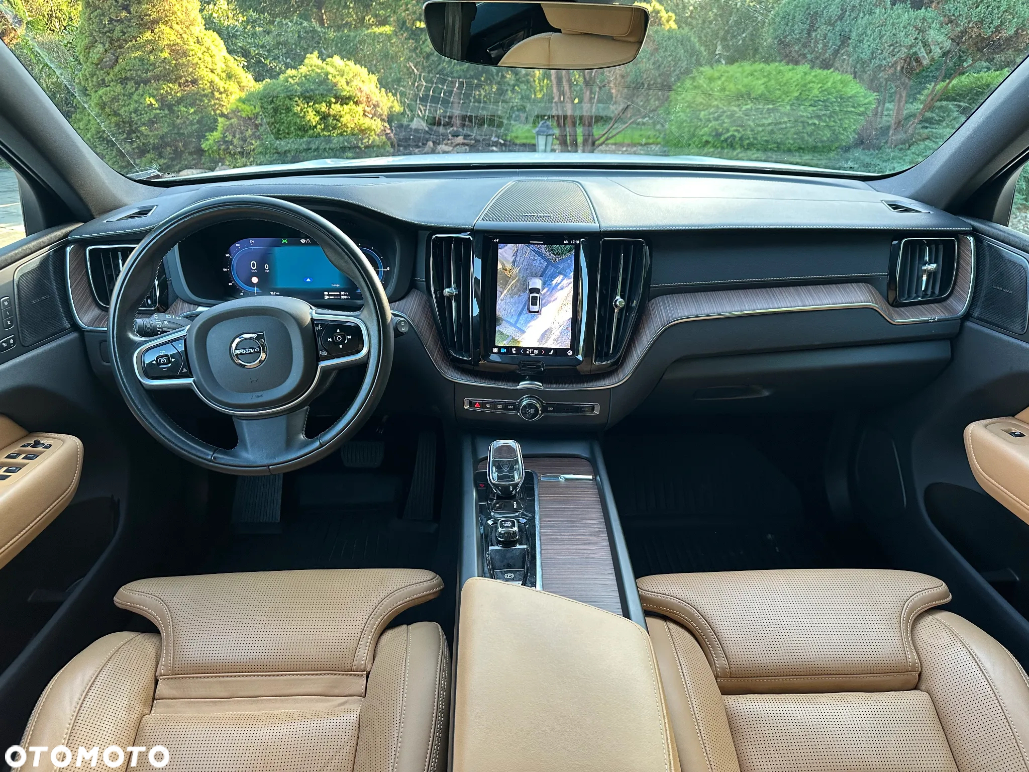 Volvo XC 60 T8 AWD Recharge Geartronic RDesign - 24