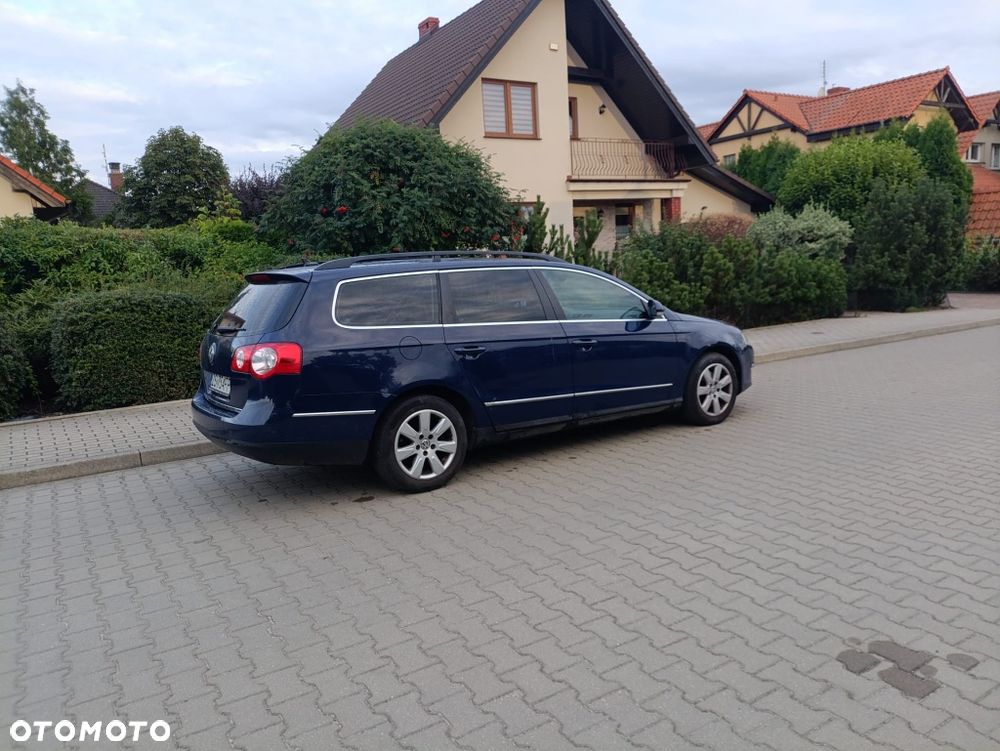 Volkswagen Passat - 5