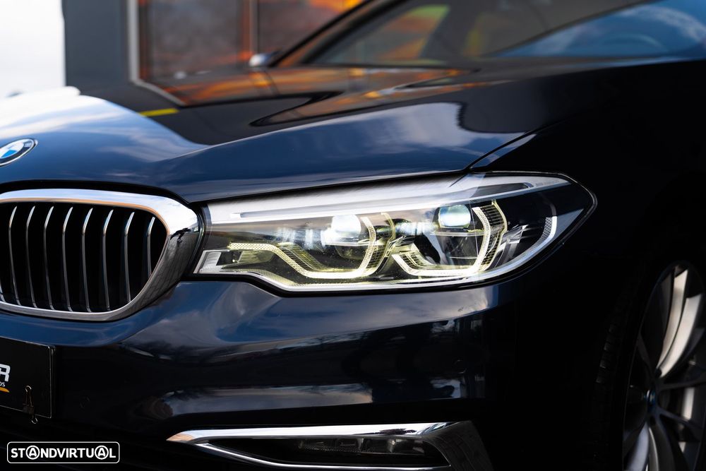 BMW 530 e iPerformance Line Luxury - 38