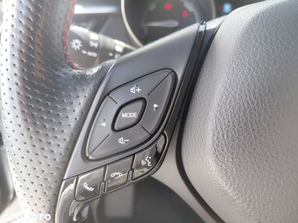 Toyota C-HR 2.0 Hybrid GR Sport - 22