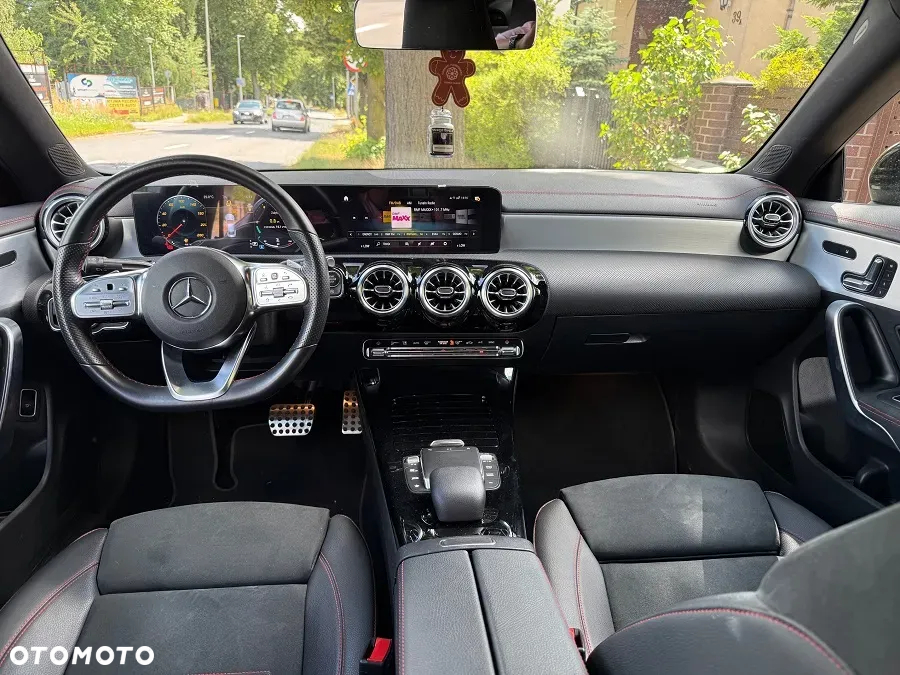 Mercedes-Benz CLA 200 AMG Line 7G-DCT - 31