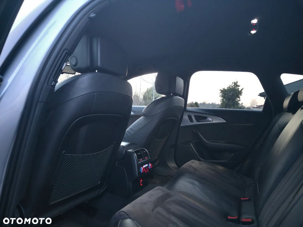 Audi A6 Avant 2.0 TDI Ultra S tronic - 32