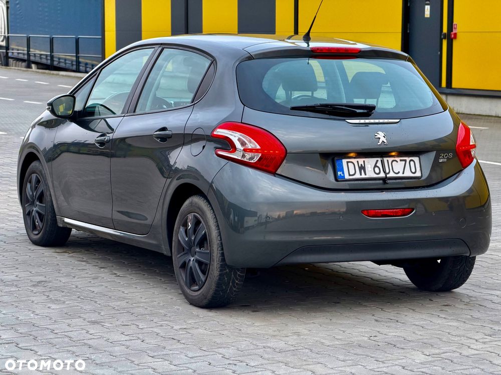 Peugeot 208 1.6 e-HDi Allure STT - 5