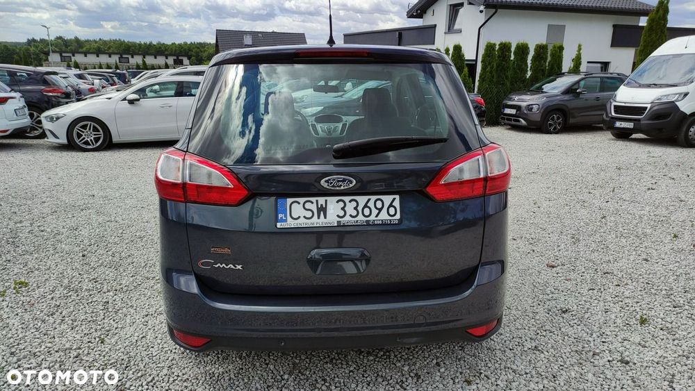 Ford Grand C-MAX - 21