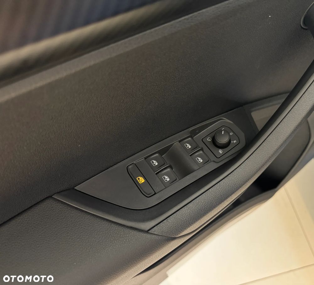 Skoda Karoq 1.5 TSI ACT Sportline DSG - 23