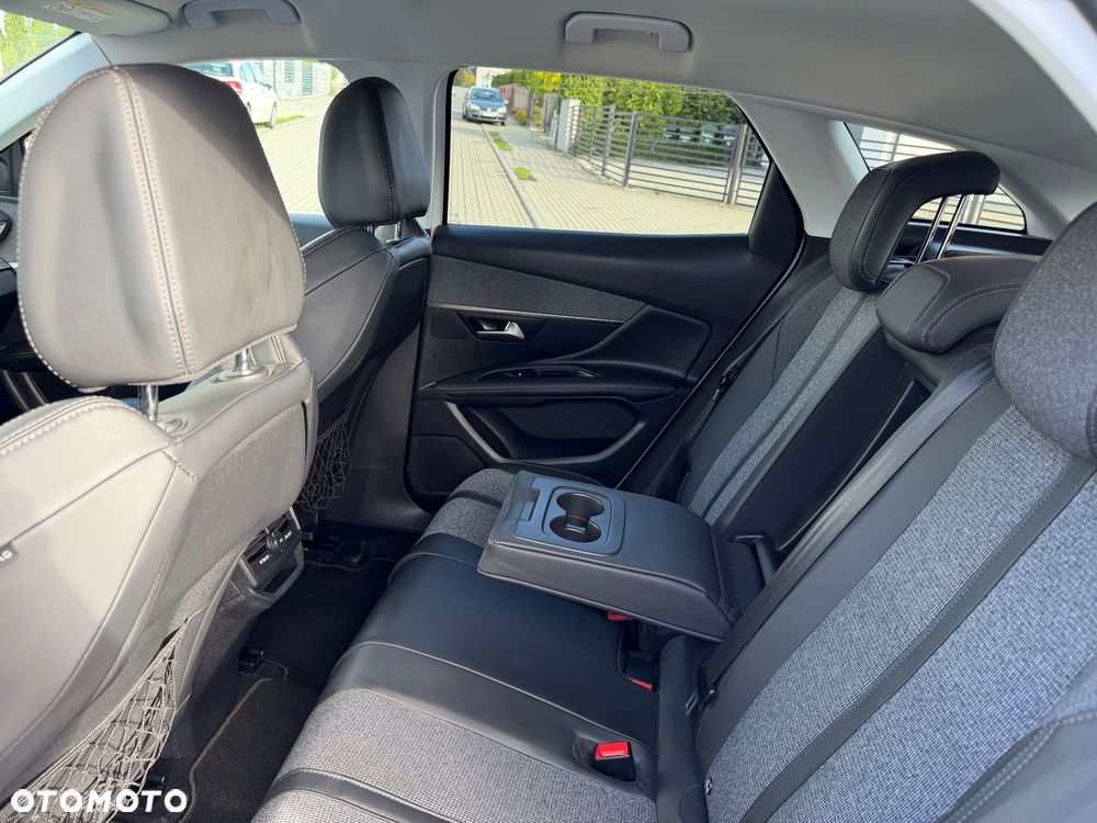 Peugeot 3008 HDi FAP 150 Platinum - 16