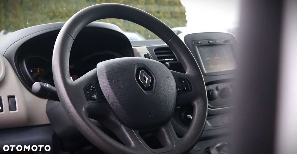 Renault Trafic - 10