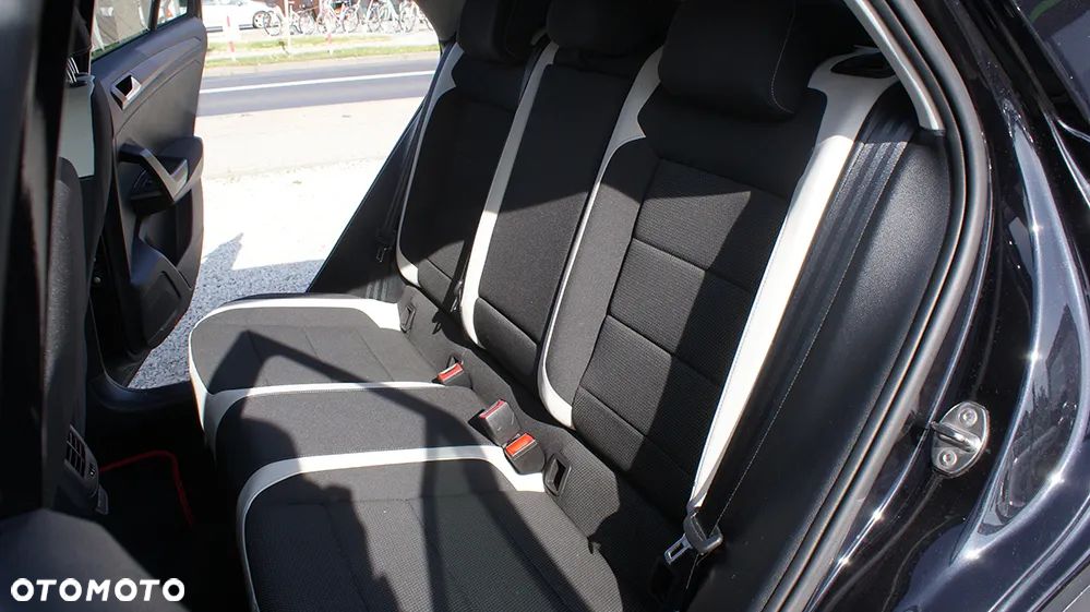 Volkswagen T-Roc 1.5 TSI ACT Advance DSG - 20