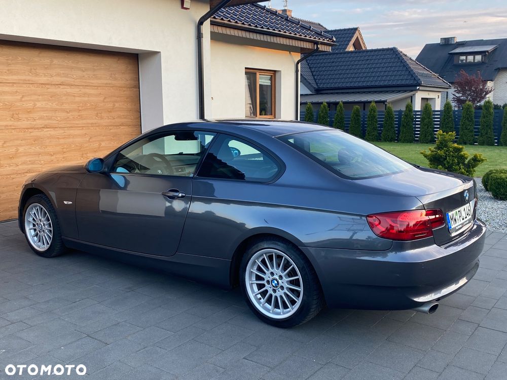 BMW Seria 3 320i M Sport Edition - 5