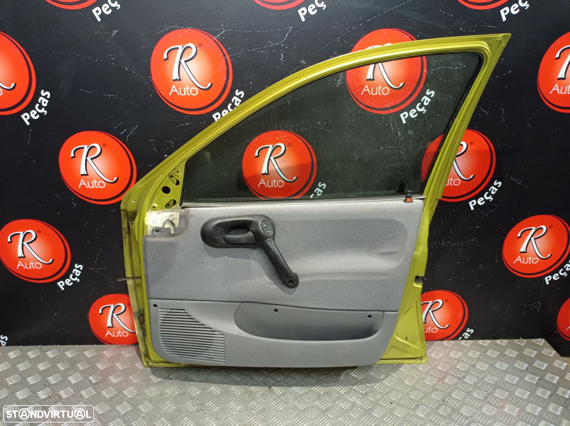 Porta Frente Dto Opel Corsa B (S93) - 2