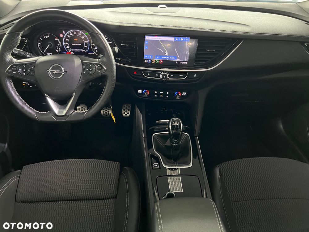 Opel Insignia - 26