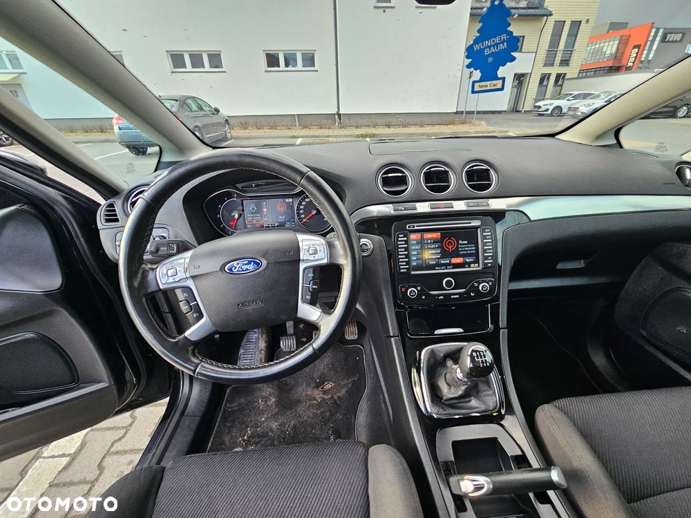 Ford S-Max 2.0 TDCi DPF Titanium - 15