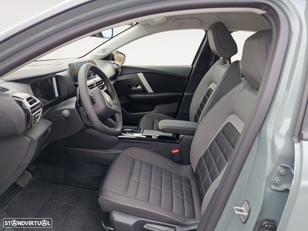 Citroën C4 1.2 PureTech Plus EAT8 - 9