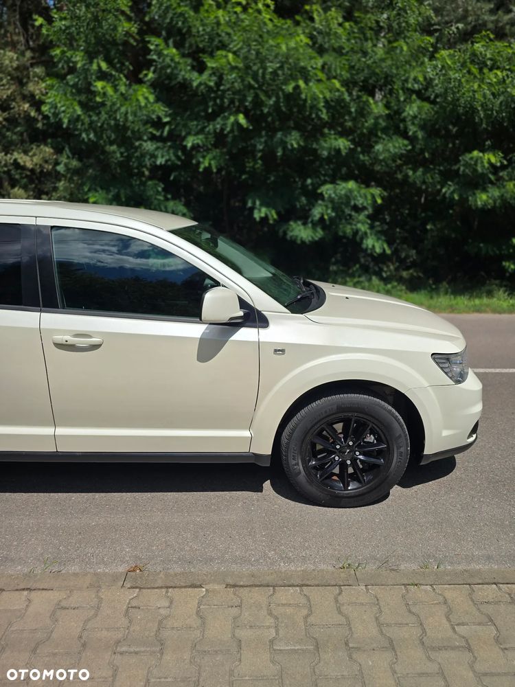 Dodge Journey - 14