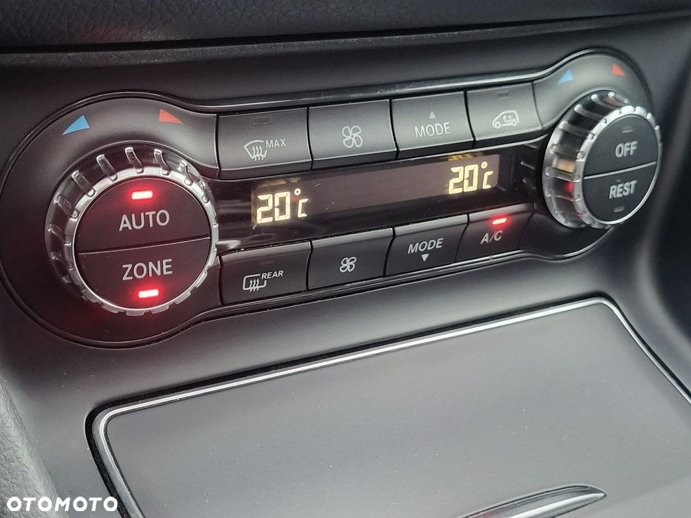 Mercedes-Benz CLA - 26