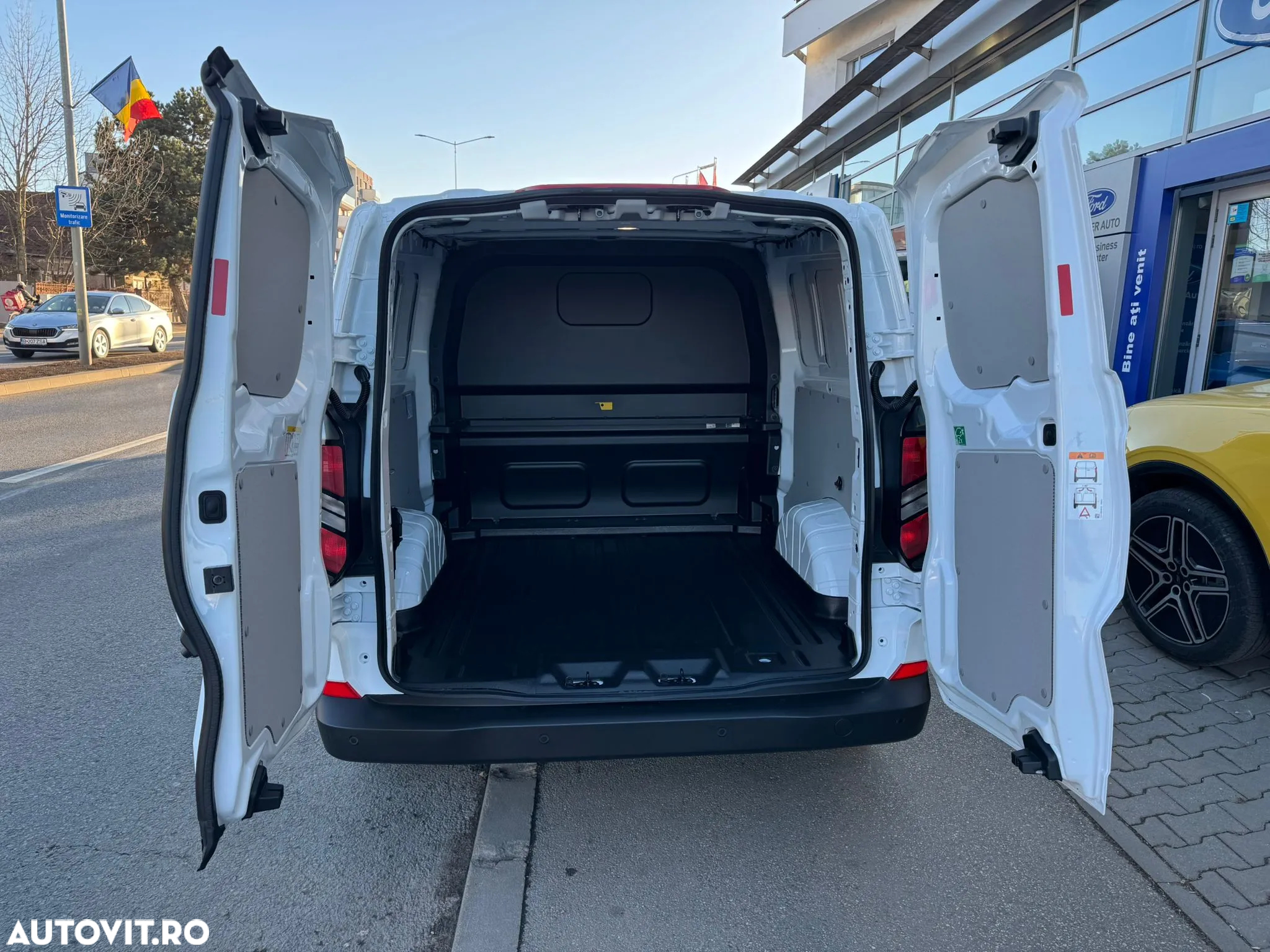 Ford Ford Transit Custom DCIV 320L - 11