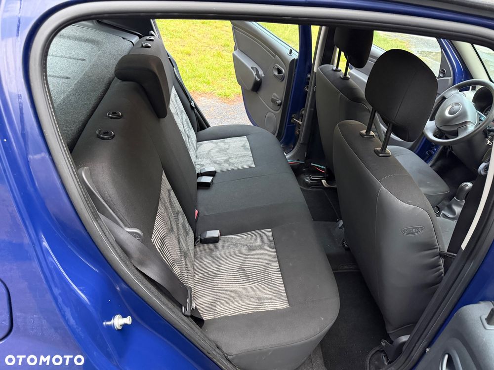 Dacia Sandero - 14