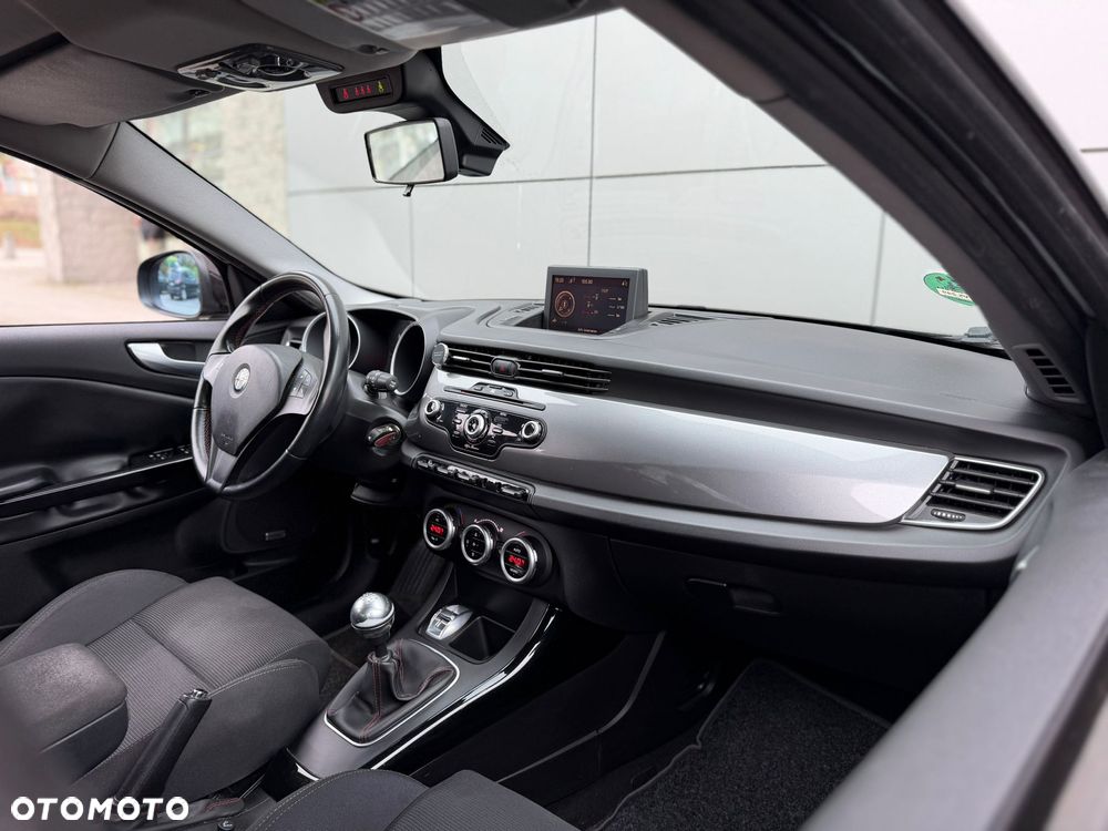 Alfa Romeo Giulietta 1.4 TB 16V Multiair - 12