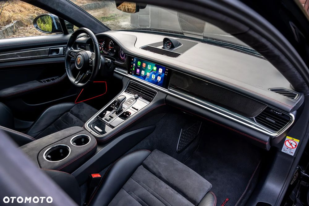 Porsche Panamera - 26