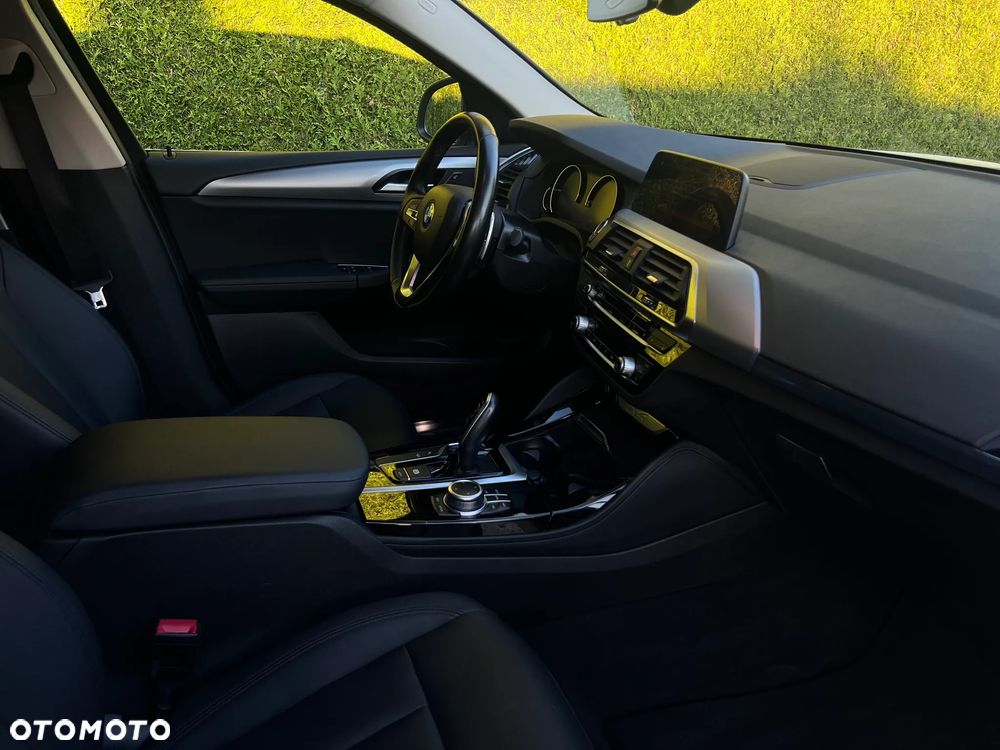 BMW X4 xDrive20i GPF sport - 12