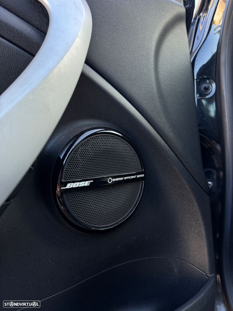Renault Mégane ENERGY dCi 110 Start & Stop Bose Edition - 16