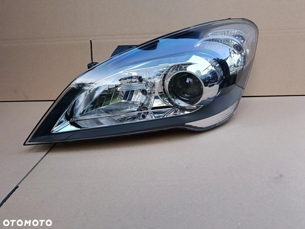 Lampa przednia lewa Kia Ceed I 1 lift oryg 92101-1H