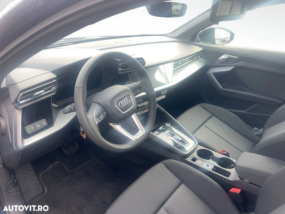 Audi A3 Sportback - 16