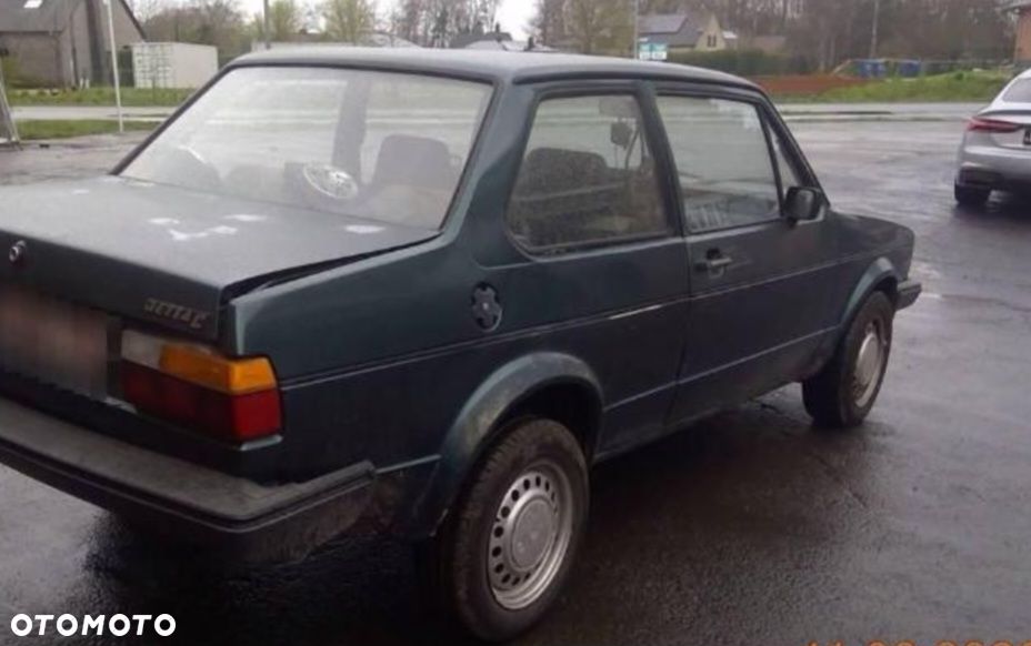 Volkswagen Jetta - 3