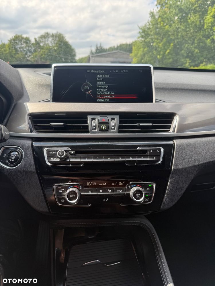 BMW X1 sDrive18d - 10