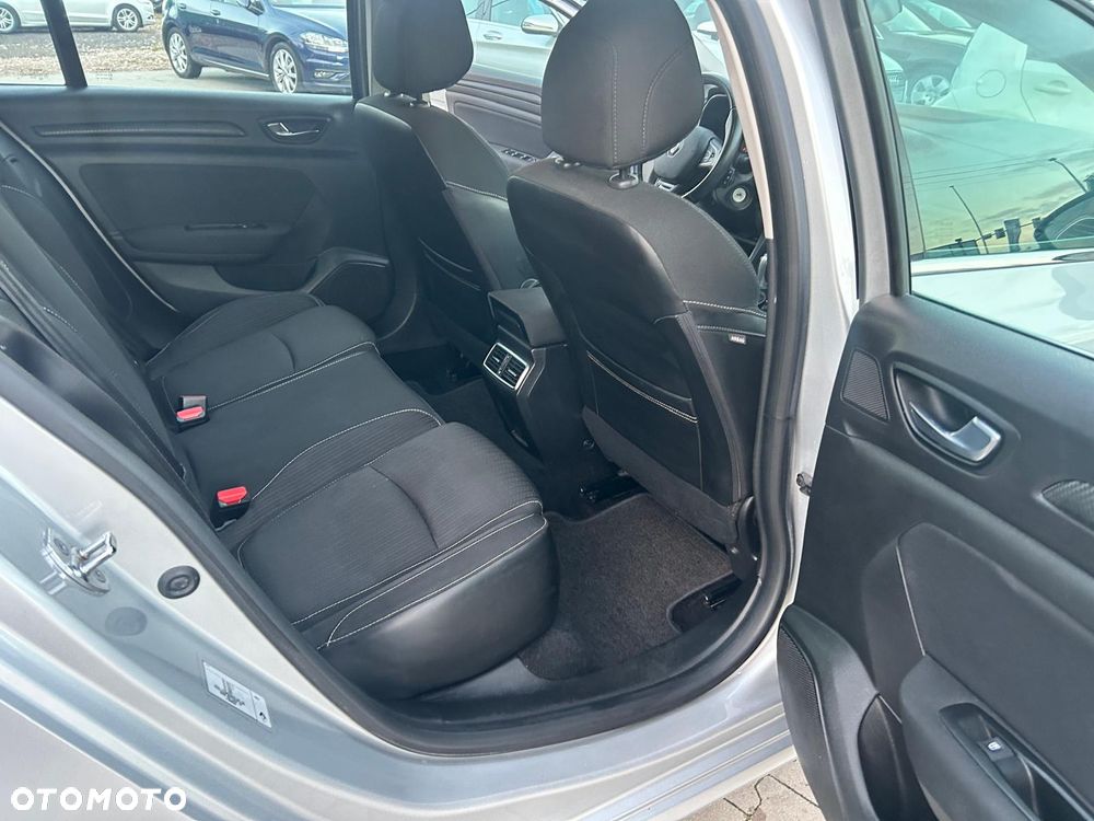 Renault Megane 1.5 dCi Dynamique EDC - 23