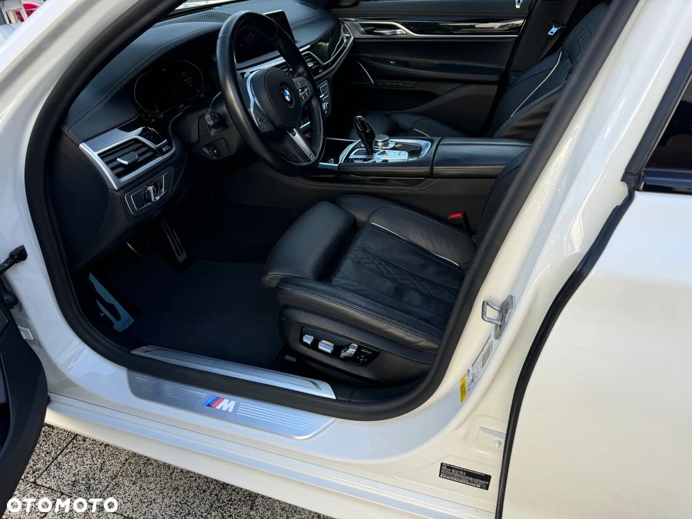 BMW Seria 7 2020