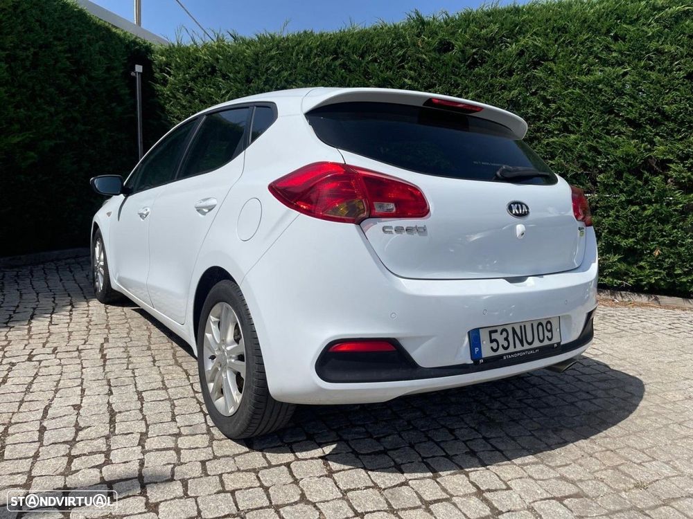 Kia Ceed 1.6 CRDi ECO - 5