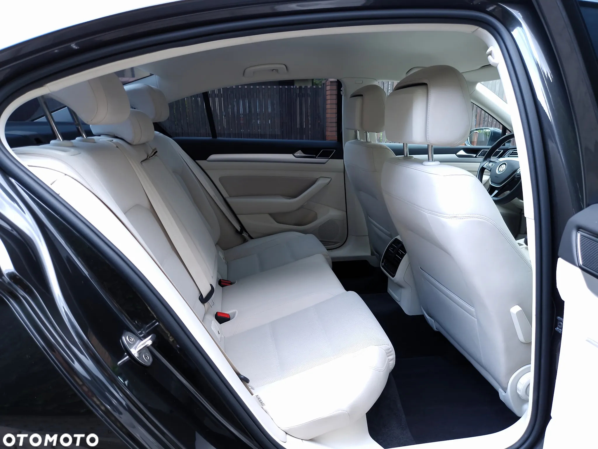 Volkswagen Passat 2.0 TDI BMT Comfortline DSG7 - 23